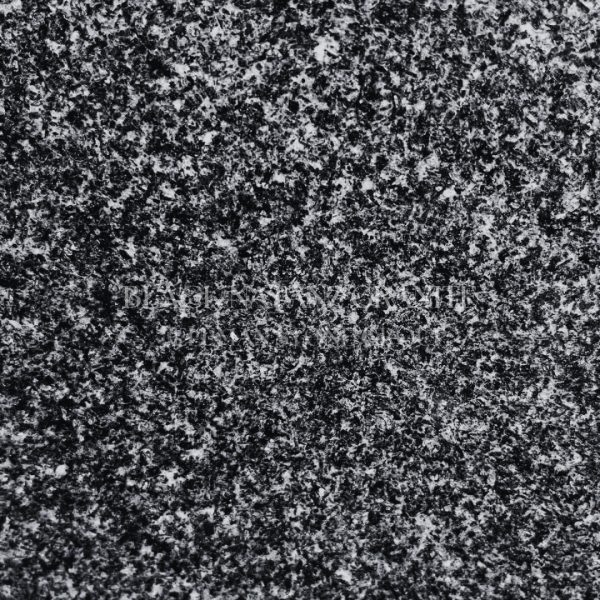 اسلب گرانیت نطنز مشکی با سطحی صیقلی برای پروژه‌های لوکس ساختمانی