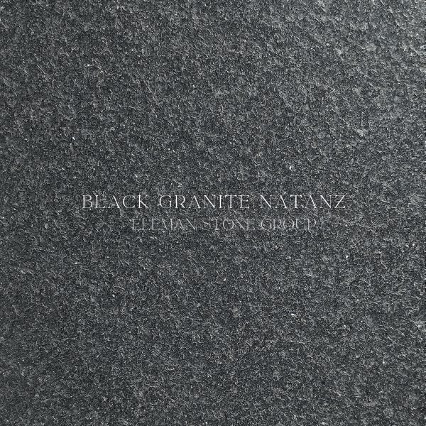 گرانیت مشکی نطنز با فراوری سندبلاست و چرمی شده
