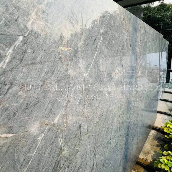 دال زیبا از سنگ مرمر بلودریم در نمایشگاه سنگ گروه اِلِمان