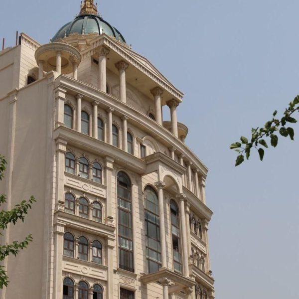 زیبایی سنگ تراورتن در کالبد معماری کلاسیک