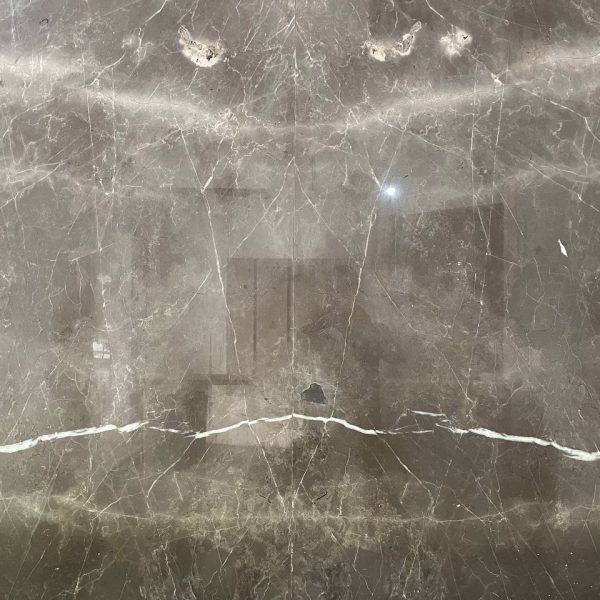 استفاده از سنگ مرمریت مهکام ایرانی در طراحی لابی