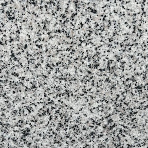 سنگ گرانیت نطنز سفید، مناسب برای کف‌پوش و دیوارهای داخلی