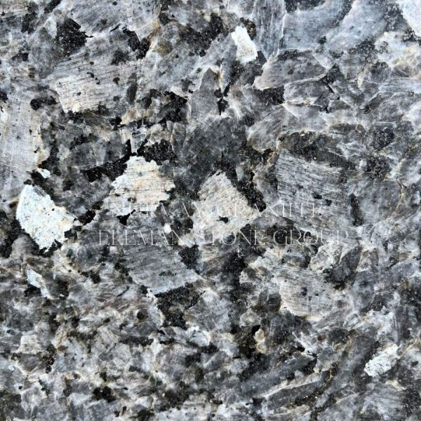 اسلب گرانیت نروژ از لوکس ترین وگران قیمت ترین انواع سنگ گرانیت است.